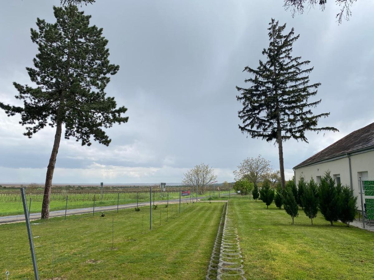Harol Home & Bike Fertőrákos Dış mekan fotoğraf