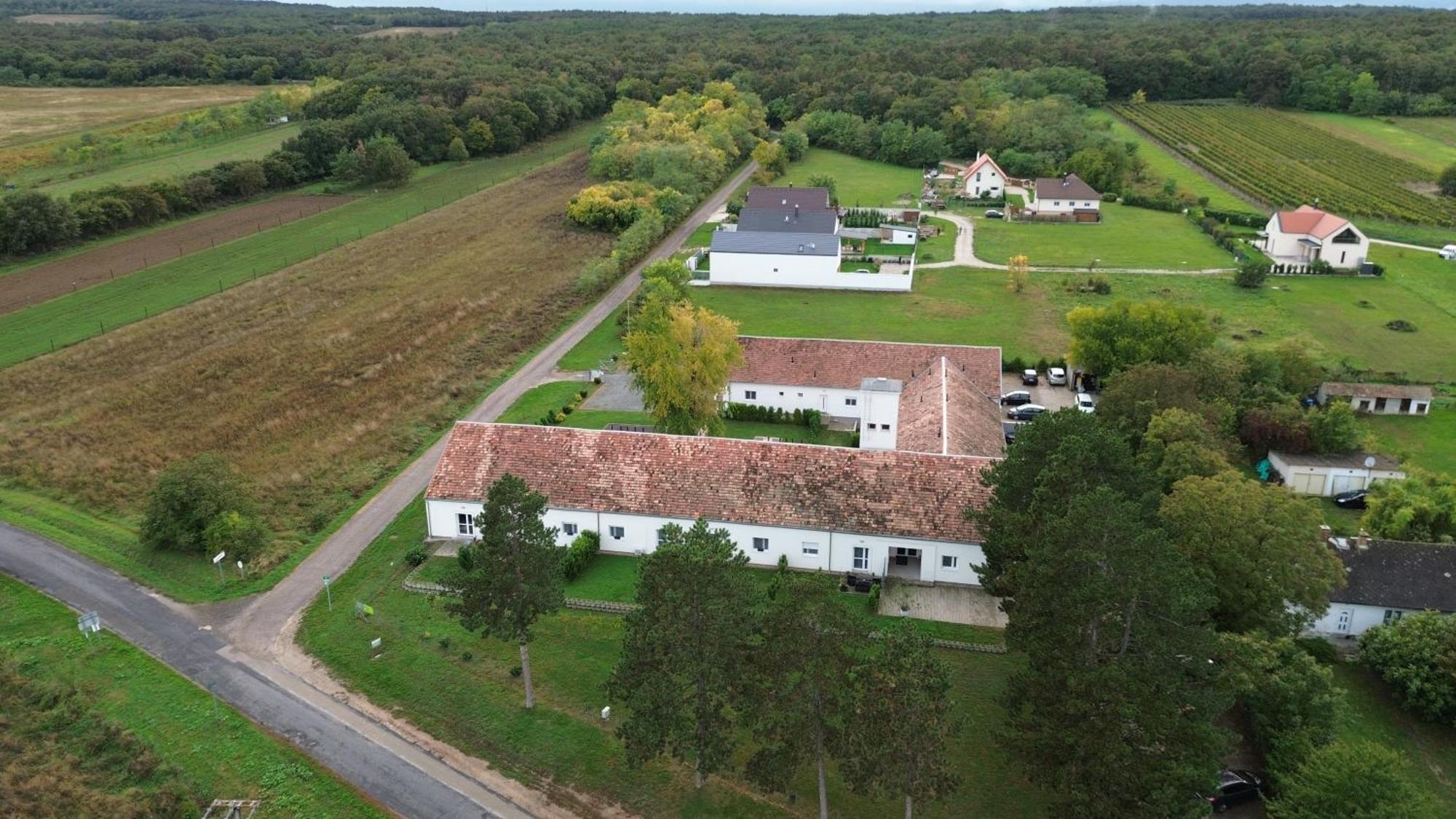 Harol Home & Bike Fertőrákos Dış mekan fotoğraf